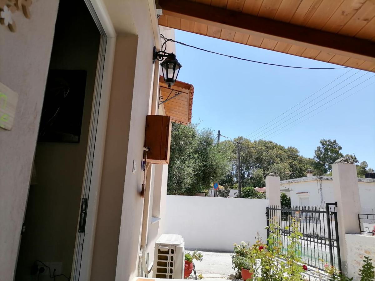 Вилла Lemon Tree House Каливес Экстерьер фото